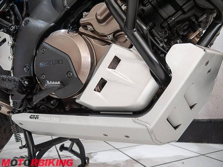 2021 (21) Suzuki 1050 V-Strom XT Tour | Fully loaded example!!