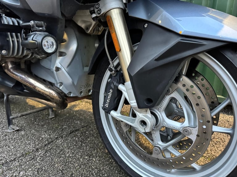 BMW R 1200 RT SE 2015 FBMWSH Panniers Givi Rack 2 Owners 18k Blue Lovely Bike 