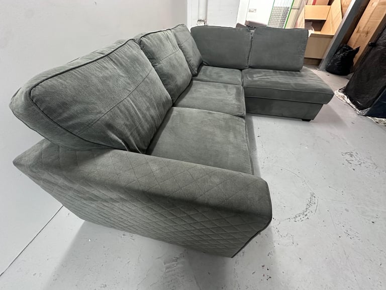 DFS ORKA RIGHT CORNER SOFA- Delivery option