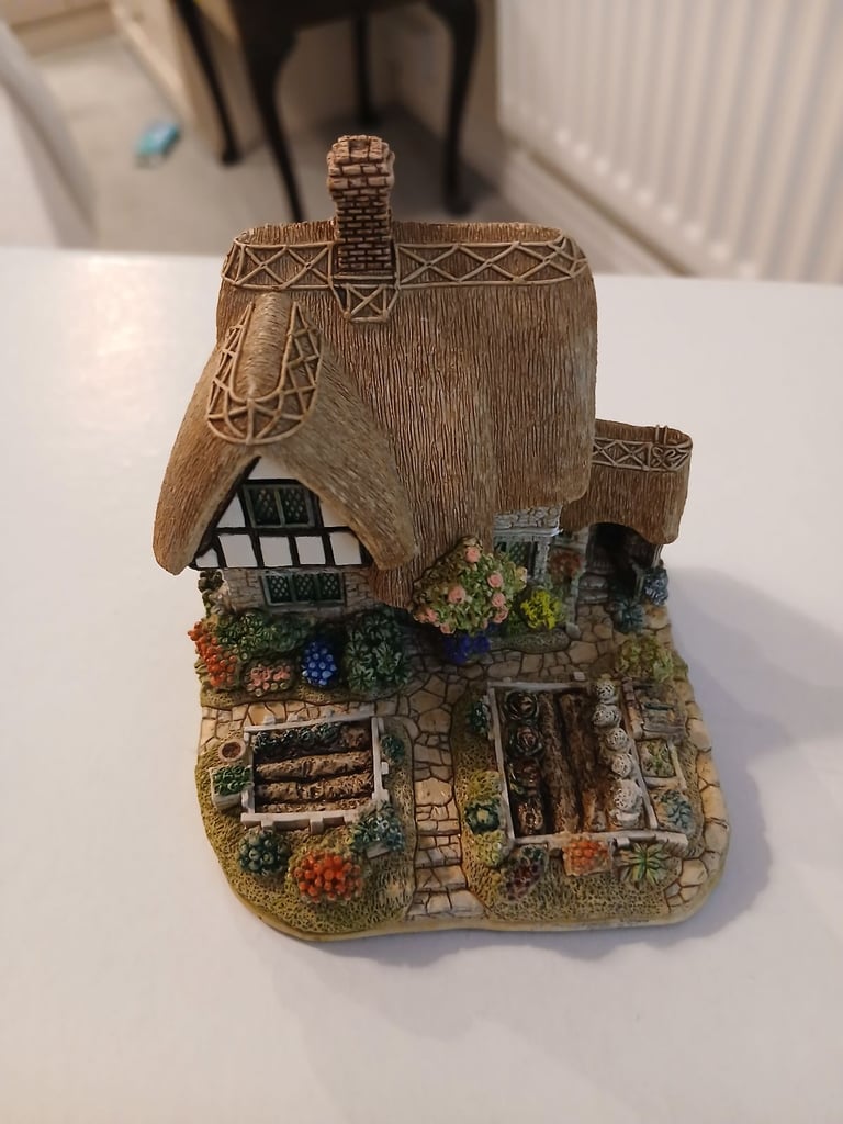 image for Lilliput lane Cottage 