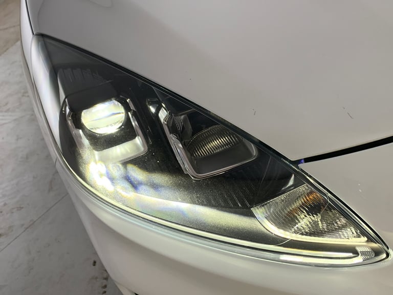 2021 Ford Kuga 1.5 EcoBlue Zetec SUV 5dr Diesel Manual Euro 6 (s/s) (120 ps) - FORD SYNC3  Suv Di...