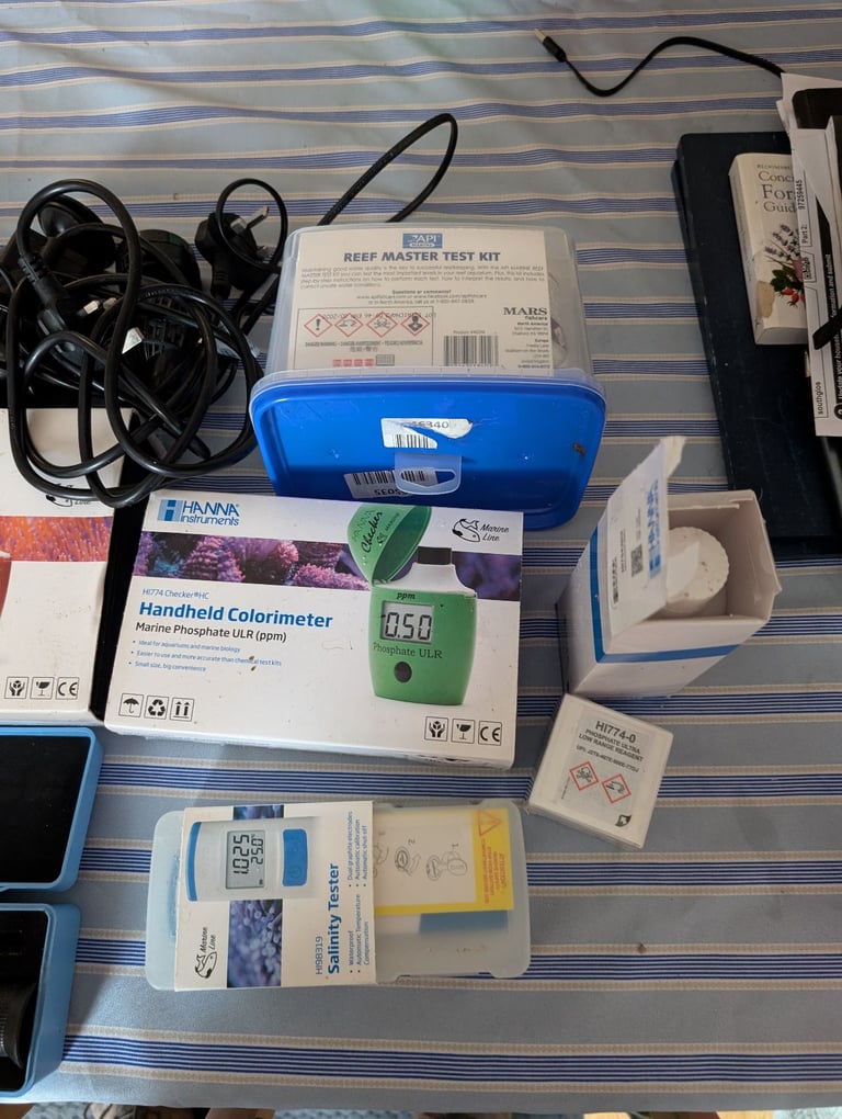 Reef tank equipment 