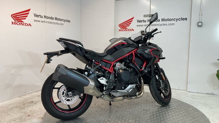 2022 Kawasaki Z R1000KNFAN (22MY) SPORTS Petrol Manual