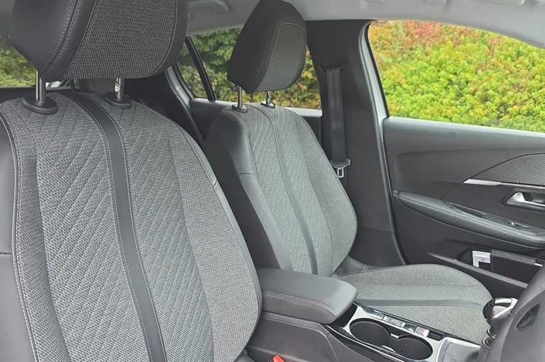 2024 Peugeot 208 1.2 PureTech 100 Allure 5dr HATCHBACK PETROL Manual