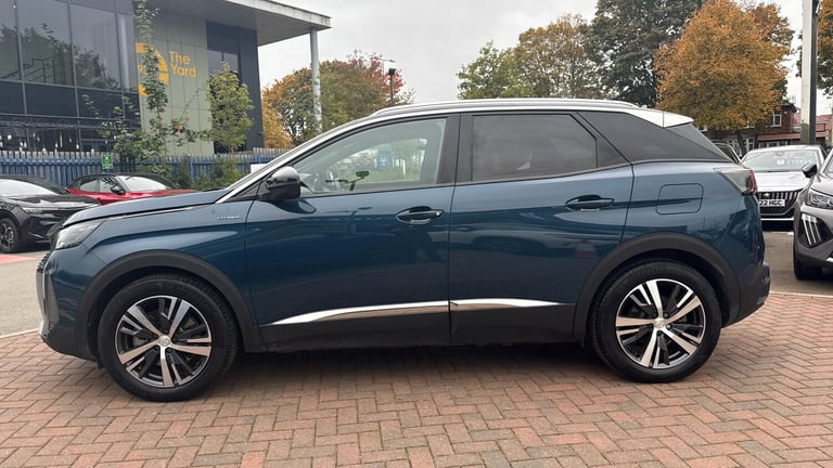 2024 Peugeot 3008 1.6 13.2kWh Allure Premium + SUV 5dr Petrol Plug-in Hybrid e-EAT Euro 6 (s/ SUV...