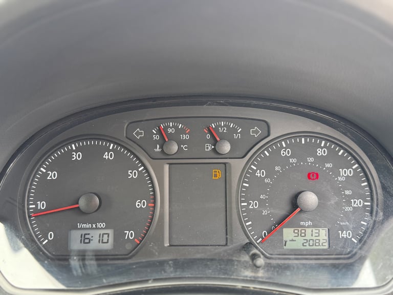 2006 Volkswagen Polo 1.4 S 80 3dr HATCHBACK Petrol Manual