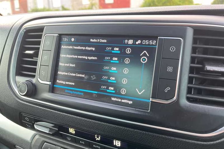 2023 Peugeot Traveller Business VIP 2.0 BlueHDi Diesel Automatic Start/Stop (180ps) MPV Diesel Au...