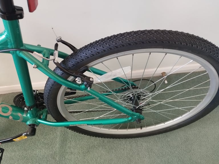 Brand New APOLLO COSMO Hybrid Bike - Unboxed Only. ** NO OFFERS **