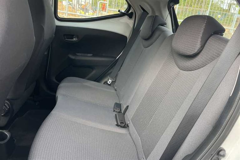 2021 Toyota AYGO 1.0 VVT-i x-play Hatchback 5dr Petrol Manual Euro 6 (Safety Sense) (71 ps) Hatch...