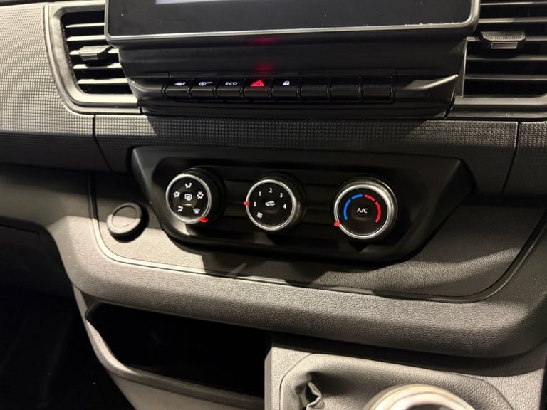 2022 22 RENAULT TRAFIC 2.0 DCI BLUE SL28 BUSINESS+ PANEL VAN 5DR DIESEL MANUAL L