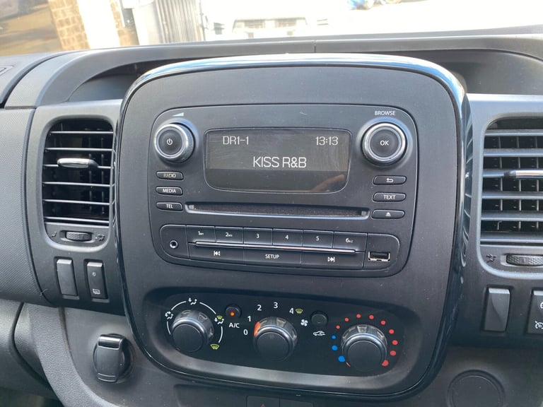 2017 Vauxhall Vivaro 2900 1.6CDTI 120PS SPORTIVE L2 LWB PANEL VAN 54K FULL SERVICE 12M MOT AC CR ...