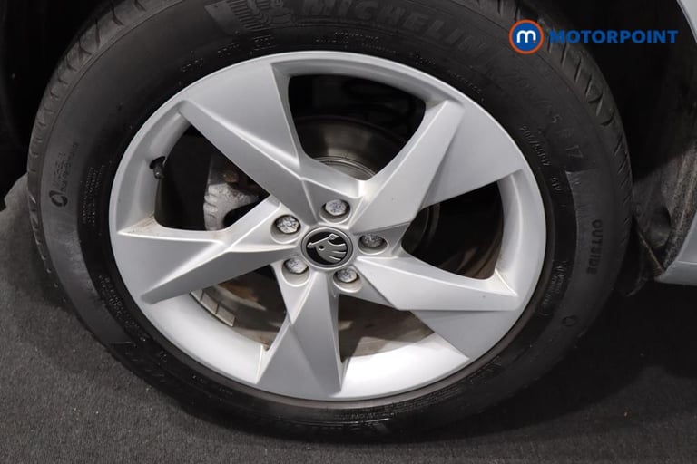 2021 Skoda Kamiq 1.0 TSI 110 SE Drive 5dr DSG SUV Petrol Automatic