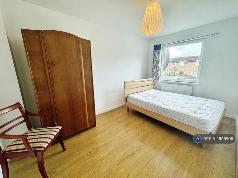 3 bedroom house in Devonshire Street South, Manchester, M13 (3 bed) (#2606906)