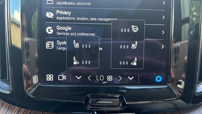 2023 Volvo XC60 2.0 T8 [455] RC PHEV Ultimate Dark 5dr AWD Gtron Estate Estate Hybrid Automatic