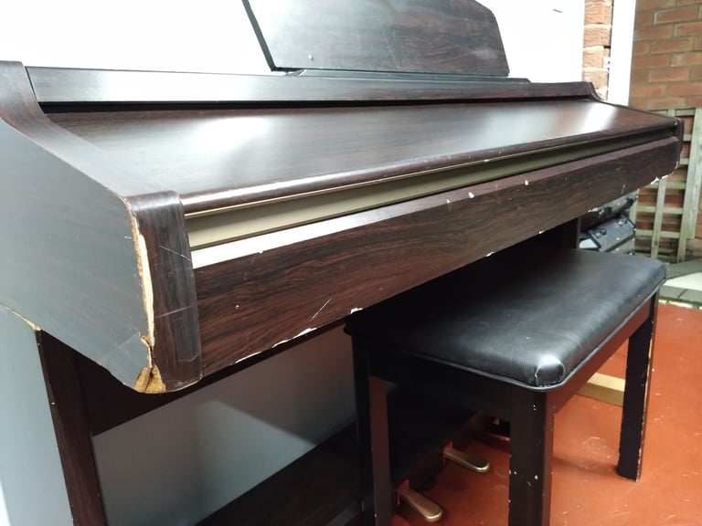 Yamaha Clavinova Electric Piano - Heavily used fully functional