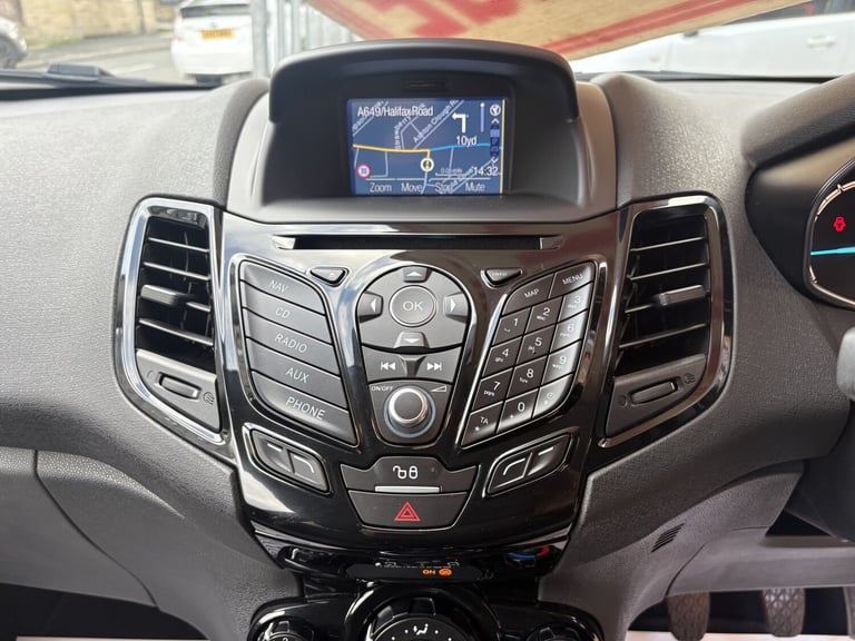 FORD FIESTA 1.25 Zetec 2017