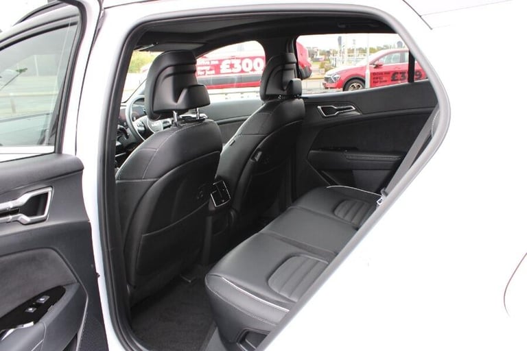 2023 Kia Sportage 1.6 T Gdi 13.8kwh Gt Line S Suv 5dr Petrol Plug In Hybrid Auto Awd Euro 6 ( EST...