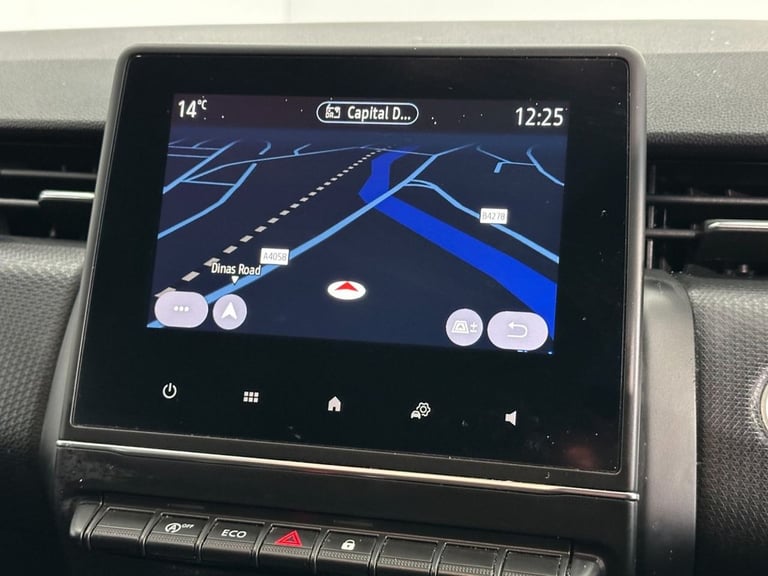 2019 Renault Clio 1.0 TCe Iconic Hatchback 5dr Petrol Manual Euro 6 (s/s) (100 ps) Hatchback Petr...