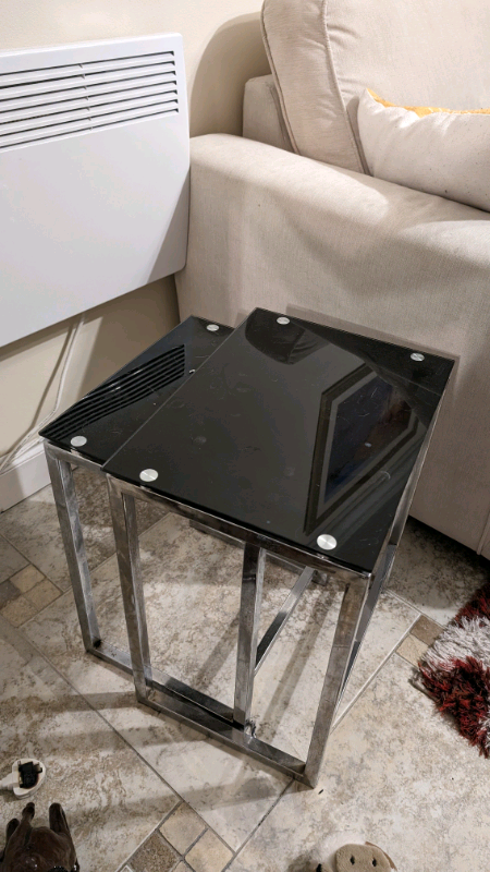 Nest of Three Coffee Tables for Living Room - Black glass