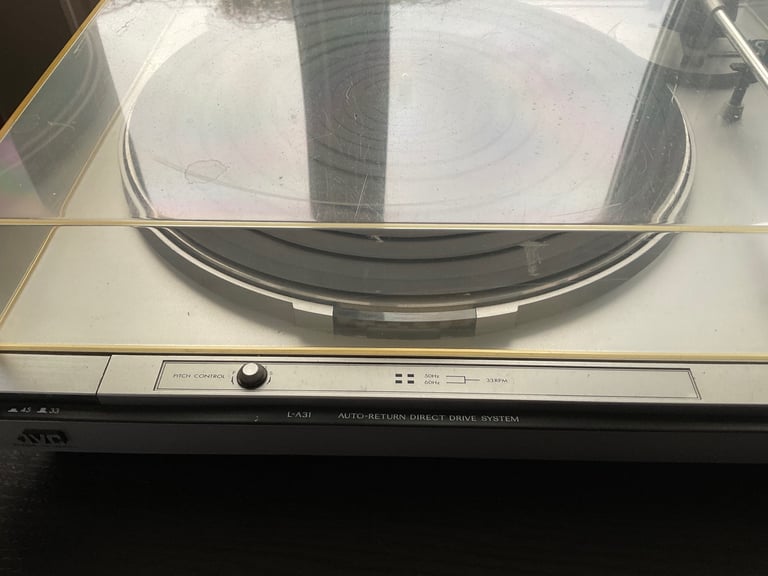 JVC direct drive turntable