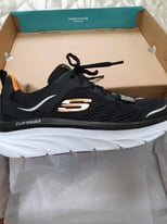 image for REDUCEDBnwt sketchers!! Size 6.