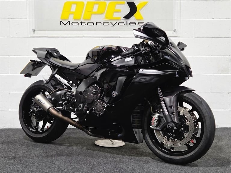 image for Yamaha R1 FULL SPARK EXHAUST! CARBON EXTRAS! LOVELY CONDITION! LOW