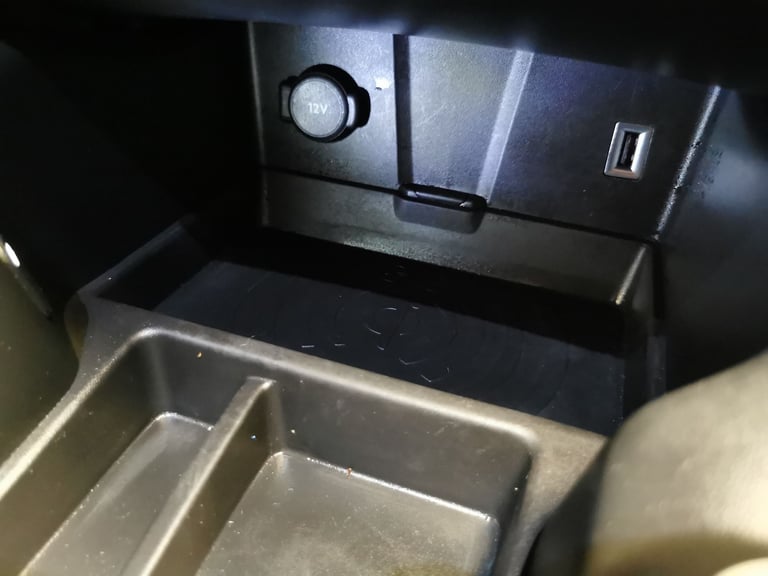 2022 DS Automobiles DS 7 Crossback 1.5 BlueHDi Performance Line + Crossback 5dr Diesel EAT8 Euro ...