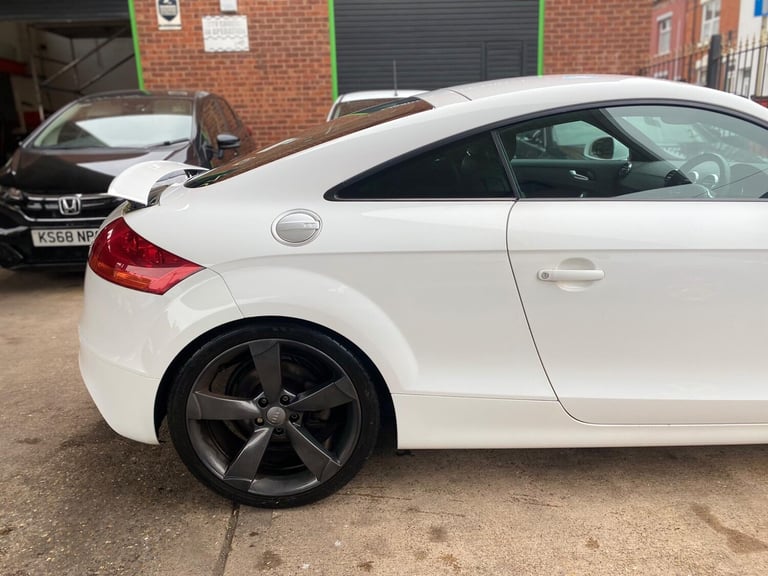 2009 Audi TT 2.0 TDI S line quattro Euro 4 3dr COUPE Diesel Manual