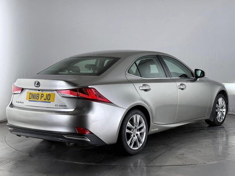 2018 Lexus IS 300h Executive Edition 4dr CVT Auto SALOON PETROL/ELECTRIC Automatic