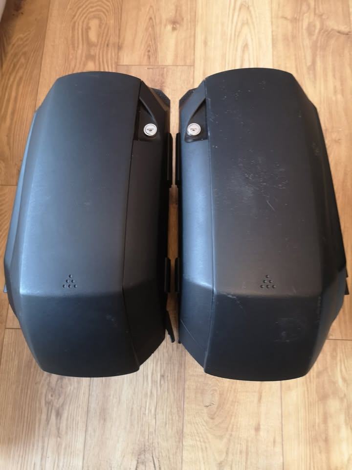 image for shad 23 panniers, 2x side motorcycle cases