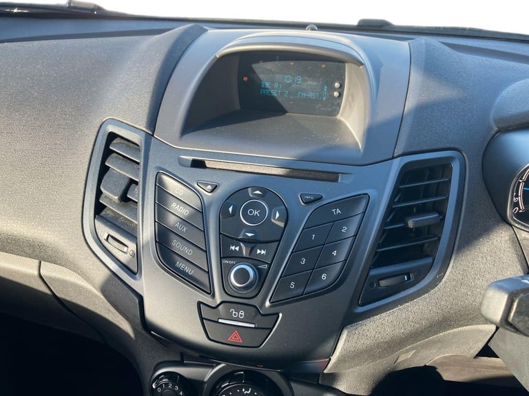 2015 Ford Fiesta 1.5 TDCi Style 5dr Hatchback Diesel Manual