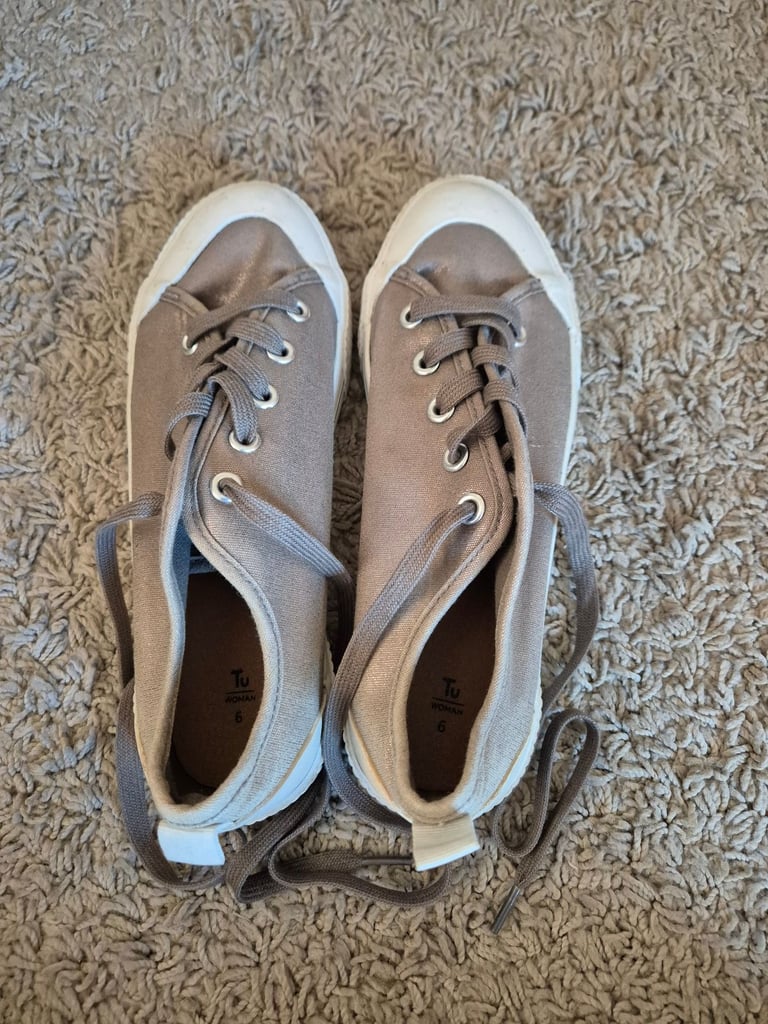 New Tu Sparkly Beige & White Laceup Trainers Immaculate 