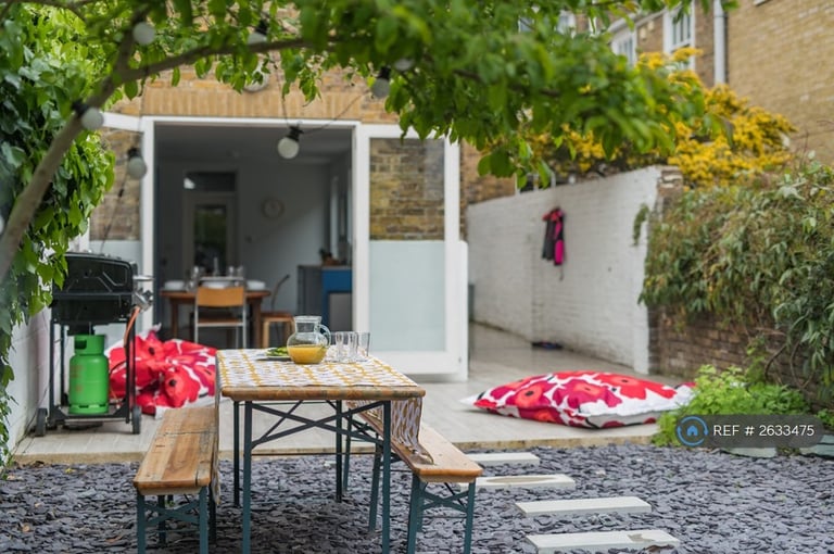 3 bedroom house in Gladstone Road, Whitstable, CT5 (3 bed) (#2633475)