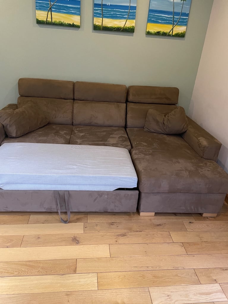 Corner sofa bed