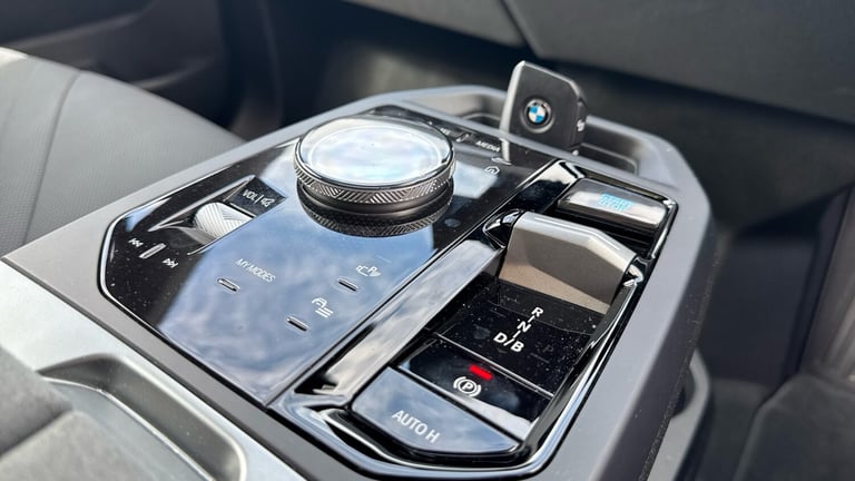 2025 BMW iX 300kW xDrive45 M Sport 101kWh 5dr Auto Electric Estate Estate Electric Automatic