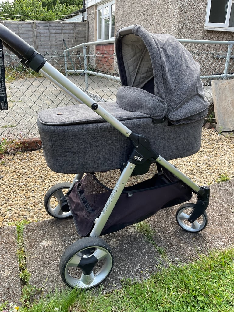 Mamas & Papas Flip XT2 pushchair