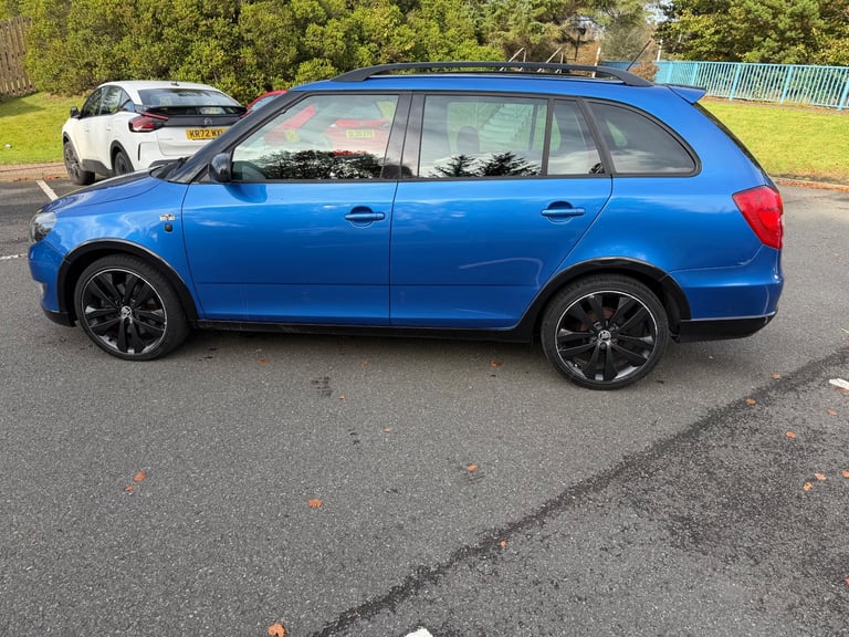 Skoda, FABIA, Estate, 2014, Manual, 1598 (cc), 5 doors