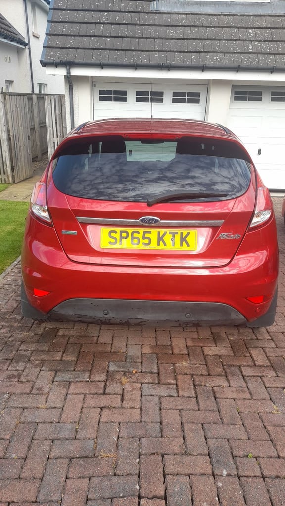 Ford FIESTA Titanium 1.0 ecoboost, 2015, 5dr manual, FSH, MOT 21/7/26,£20 Road tax, High spec car