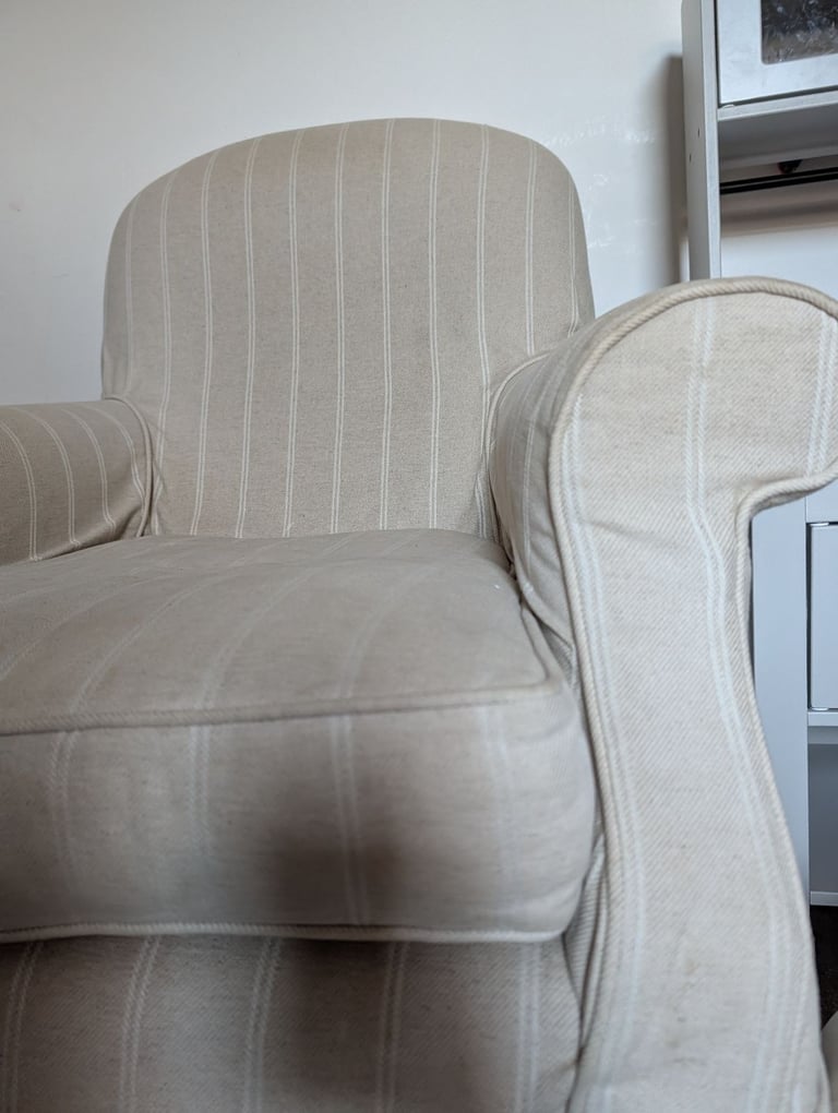 image for FREE - SINGLE CHAIR 