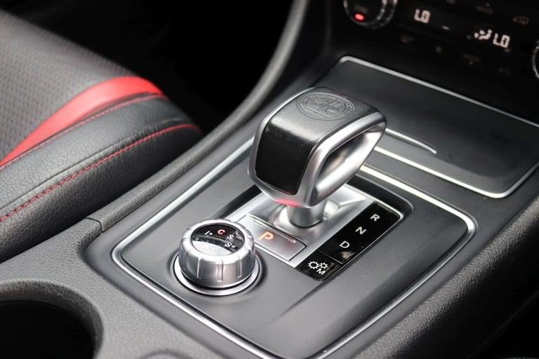  Mercedes-Benz CLA 2.0 CLA45 AMG Coupe SpdS DCT 4MATIC - AMG EXHAUST - FULL SPEC