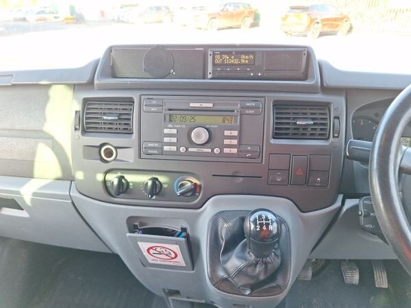 2008 Ford Transit 2.4  Minibus 5dr 17 Seats Diesel Manual RWD L4 H2  Diesel