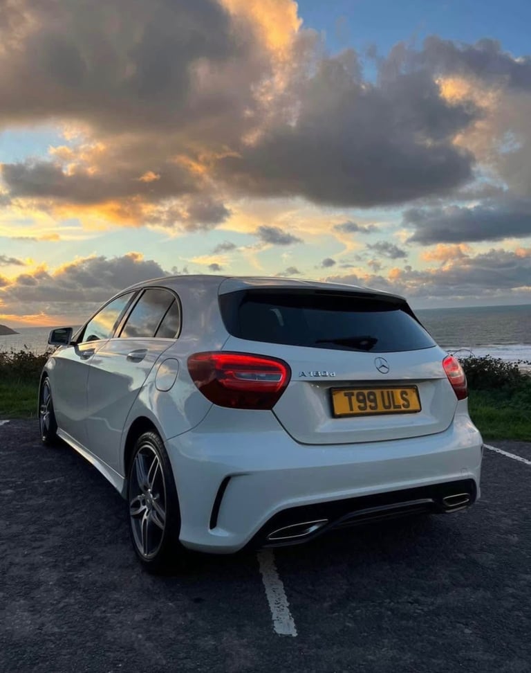 Mercedes-Benz, A CLASS, Hatchback, 2015, Manual, 1461 (cc), 5 doors