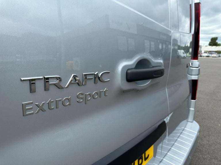 2024 Renault Trafic 2.0 dCi Blue 30 Extra Sport Crew Van EDC LWB Euro 6 (s/s) 6dr WINDOW VAN Dies...