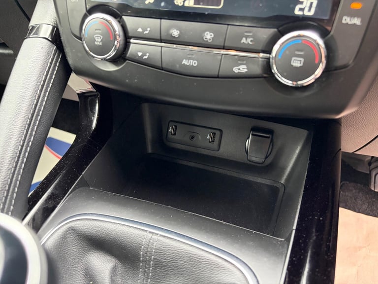 2018 Renault Kadjar 1.3 TCe Dynamique Nav Euro 6 (s/s) 5dr HATCHBACK Petrol Manual