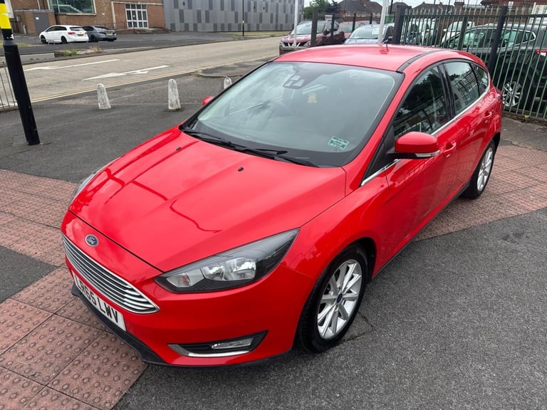 2015 Ford Focus 1.0T EcoBoost Titanium Euro 6 (s/s) 5dr HATCHBACK Petrol Manual