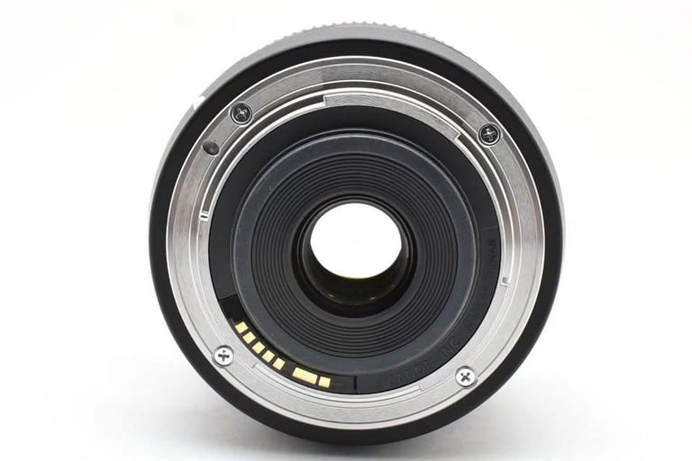 Canon EF-S 3.5-5.6/18-135 IS USM Zoom Lens