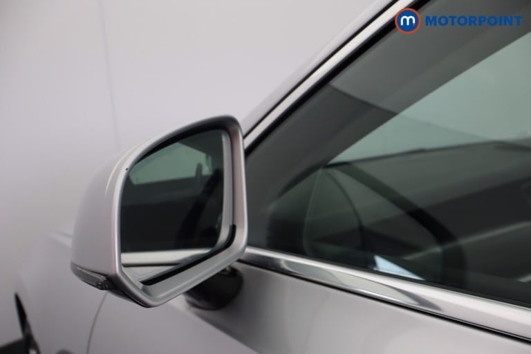 2019 Volvo S90 2.0 D4 Momentum 4dr Geartronic Saloon Diesel Automatic