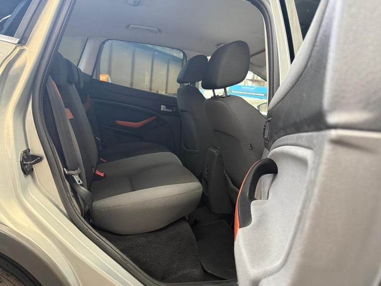 FORD KUGA 2.0 TDCi Zetec 12 MONTHS MOT 3 MONTHS WARRANTY 2009