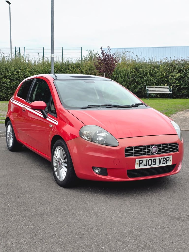 Fiat, GRANDE PUNTO, Hatchback, 2009, Manual, 1368 (cc), 3 doors