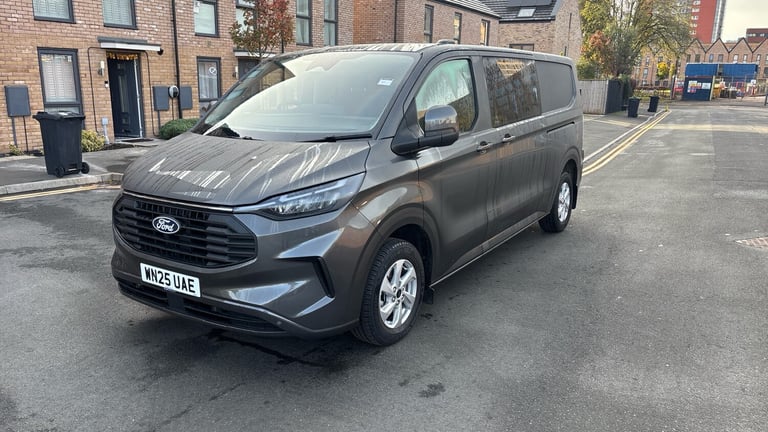 2025 Ford Transit Custom 320 L2 Diesel Fwd 2.0 EcoBlue 136ps H1 Double Cab Van Limited Auto Crew ...